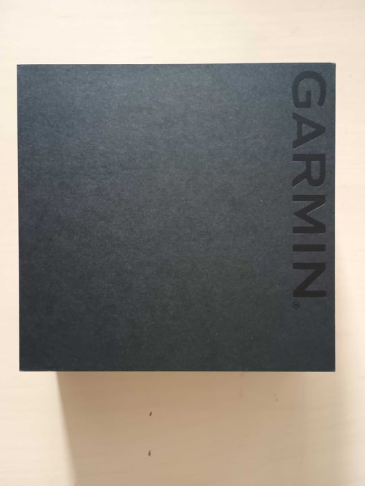 Garmin Fenix 8 - 47 мм, AMOLED, Sapphire - Titanium с титаниева каишка