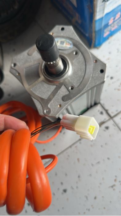 Электро двиготель на муравейник.