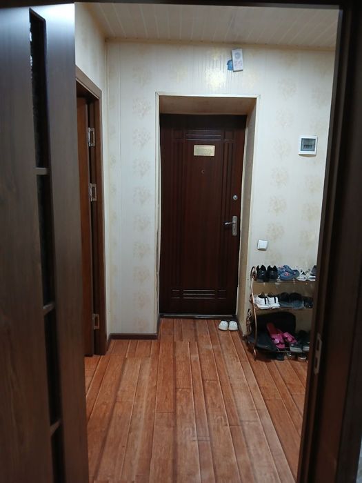 Срочно продается 3 комнатная квартира Уч кахрамон 37.500$ ипотеки нет!