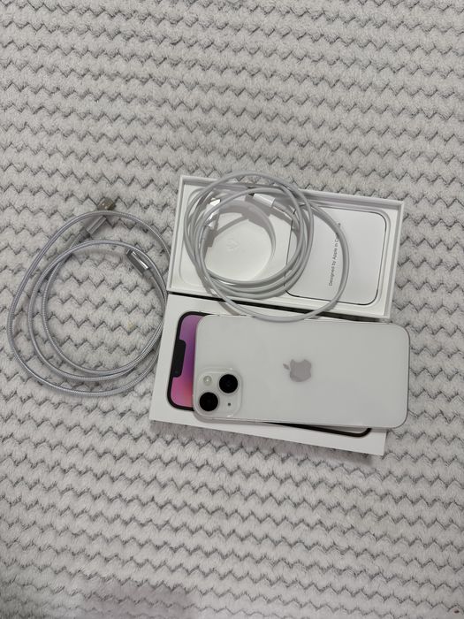 Vand Iphone 14 256Gb - 2200 lei