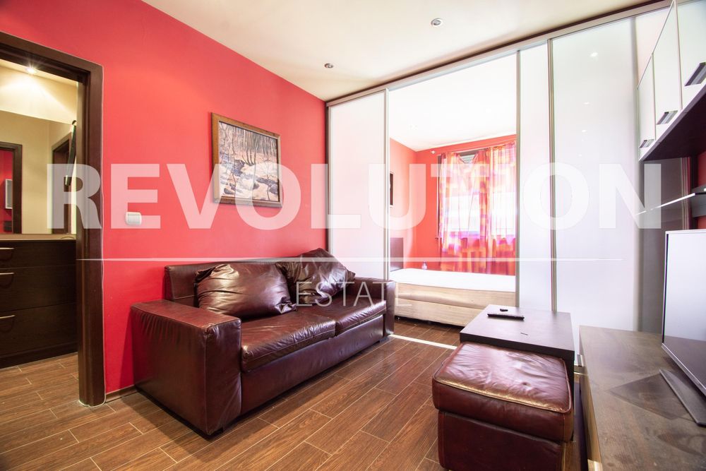 Дава се под наем Двустаен апартамент в София, Гоце Делчев - 50 кв.м за 511 € - Снимка #2