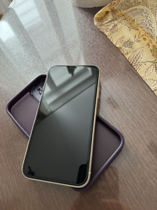 Iphone 11 продам срочно