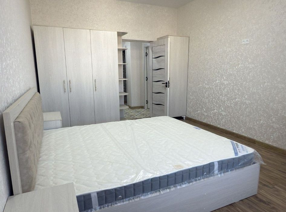 Yangi Uzbekiston bogi tomonda 2 xonalik uy sotiladi