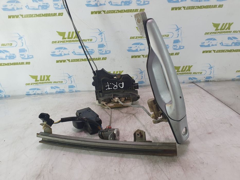 Broasca usa dreapta fata cu maner exterior Mitsubishi Lancer IX [face