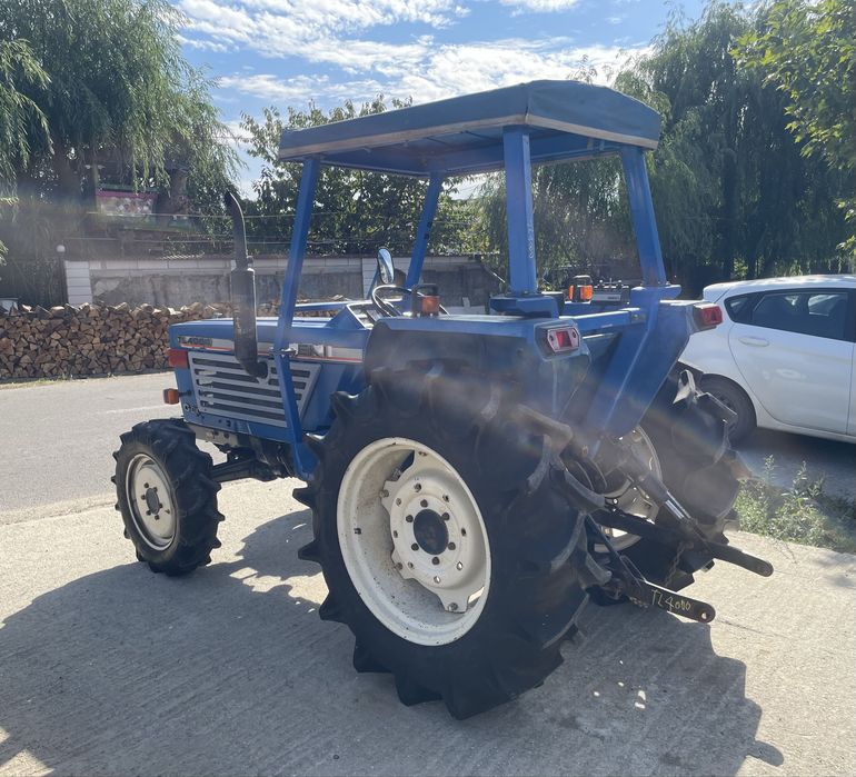 Tractor japonez Iseki TL4000 kubota yanmar