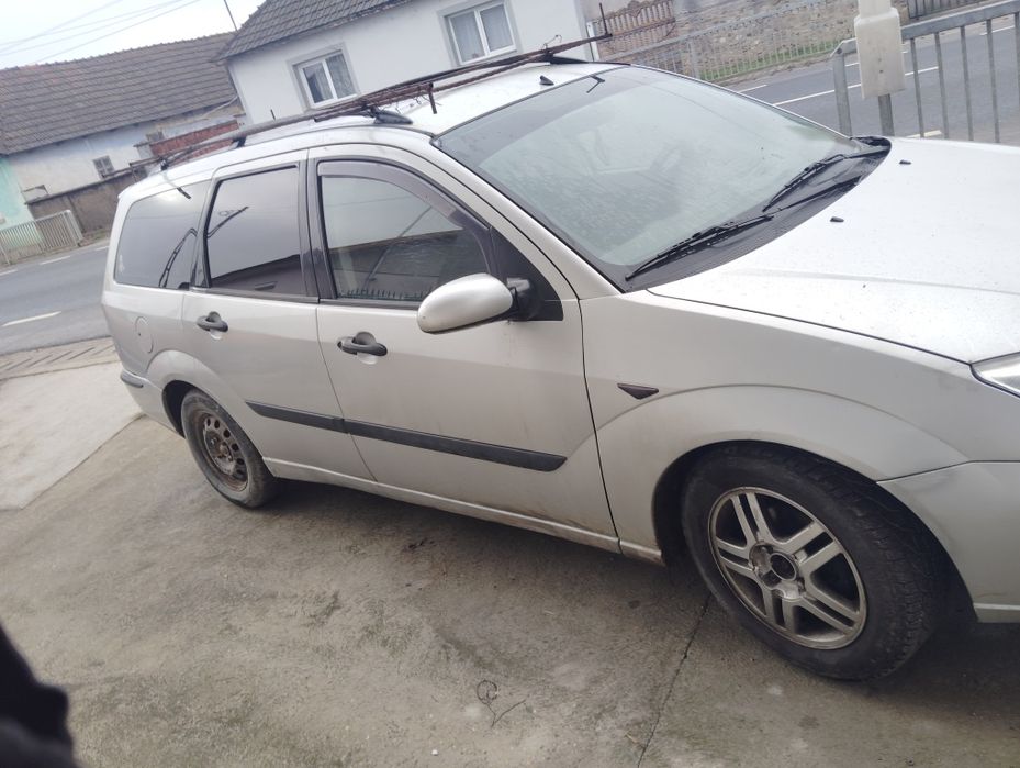 Vand ford focus la programul rabla sau dezmembrari auto
