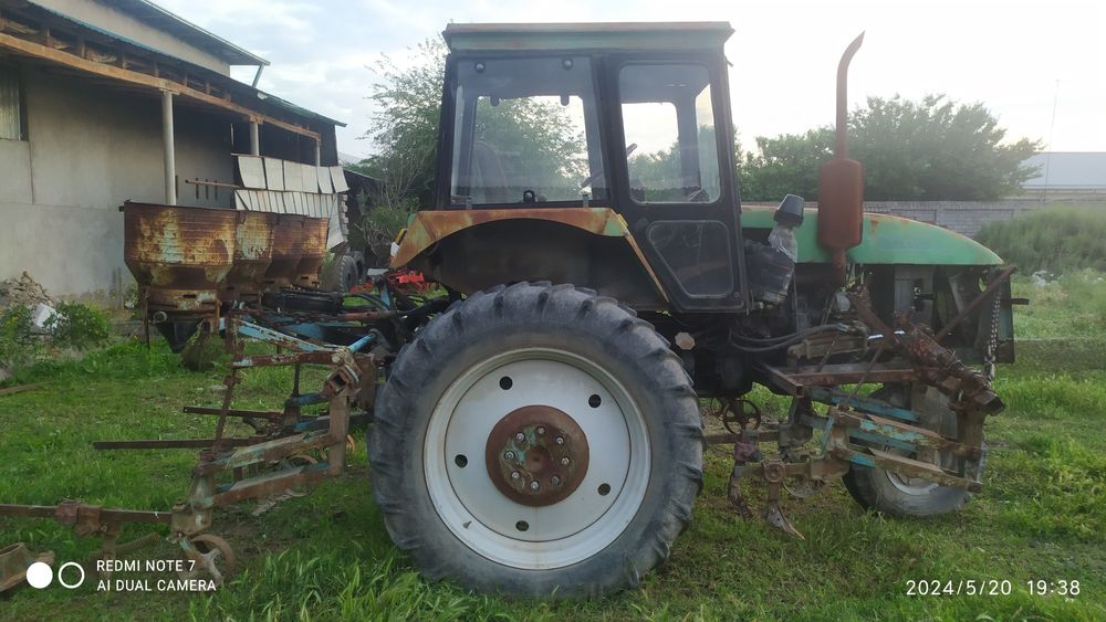 Traktor sotiladi TTZ-80
