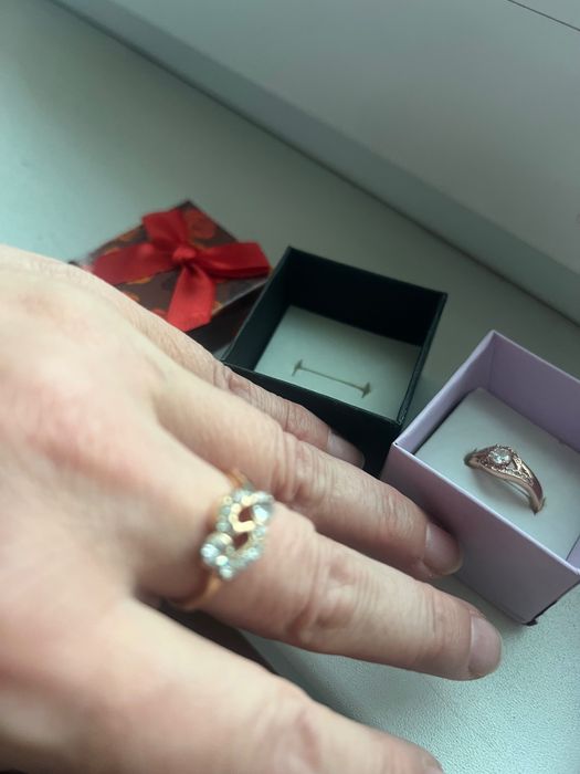 Елегантни пръстени