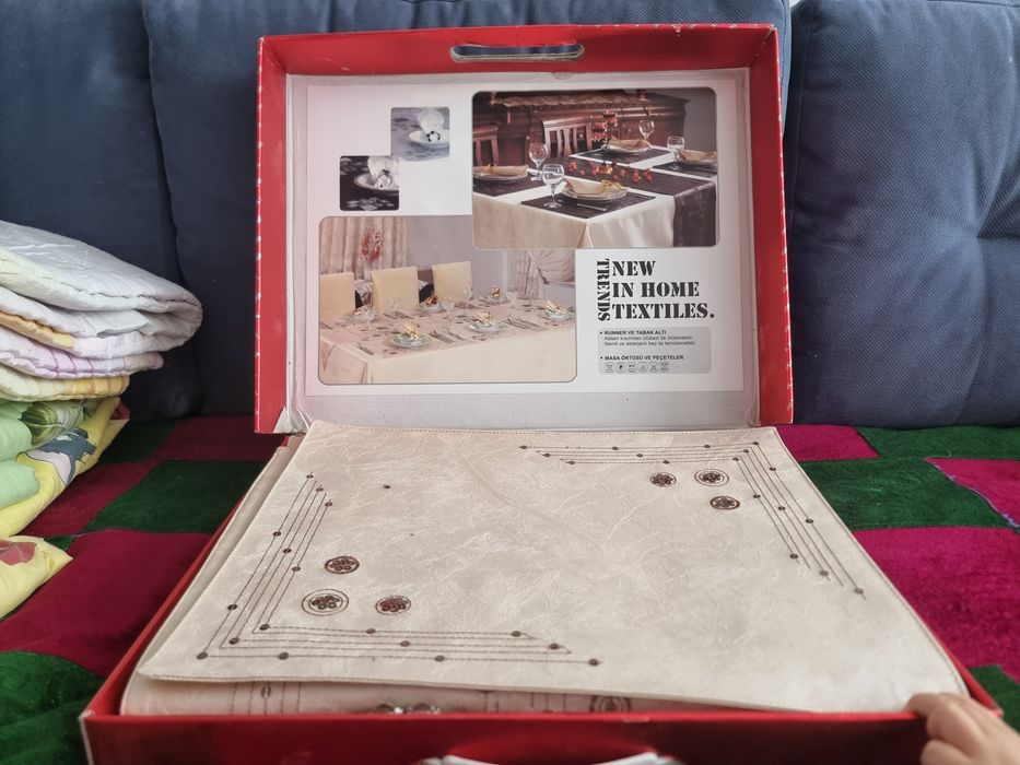 Декор на стол,  скатерть