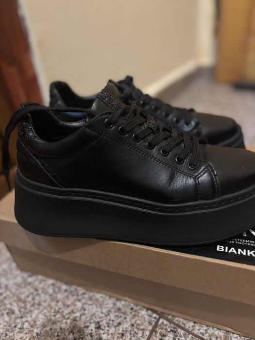 Черни сникърси Bianki 36 номер