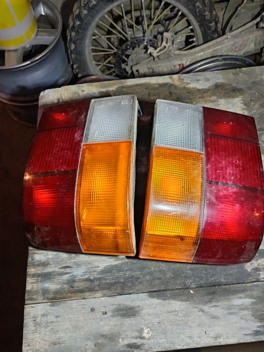 Задни стопове за Рено