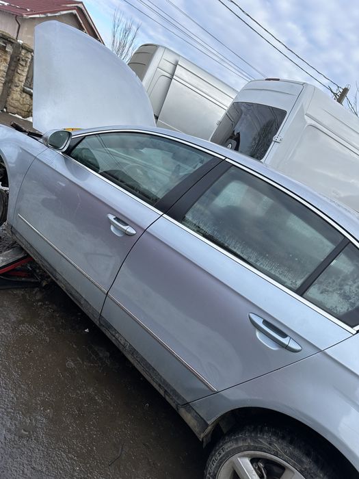 Portiera usa stanga spate Volkswagen Vw Passat B6 berlina albastra