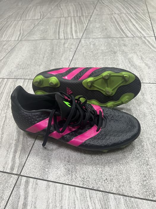 Продам бутсы адидас ориг