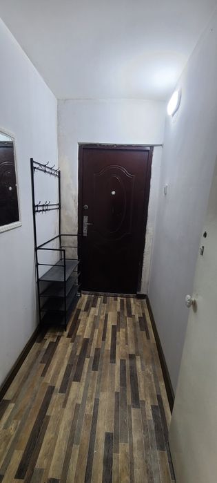 ПРОДАЕТСЯ 8 м/н 2-х комнатная КВ, можно в Ипотеку Чирчик