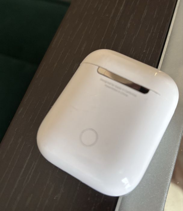 Продам Air Pods 1 Оригинал