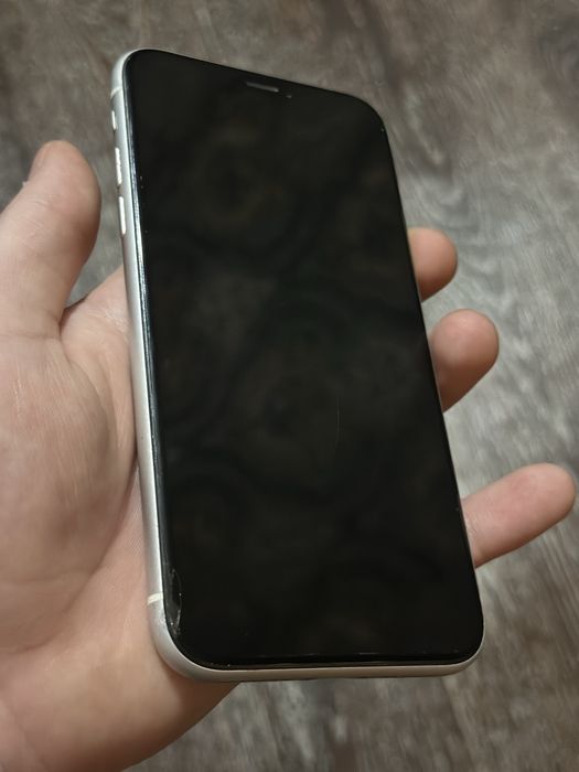 Iphone XR 64gb продам