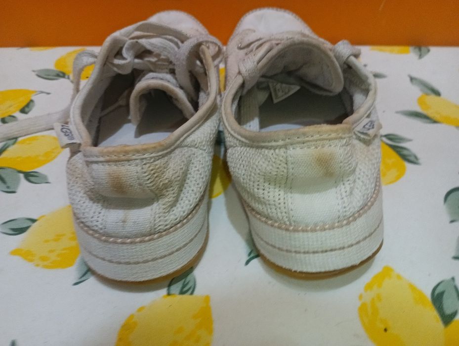 Кецове UGG N 38 - 19 лв