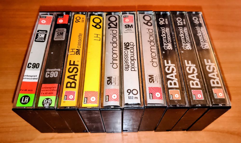 10-Винтажных Аудиокассет BASF