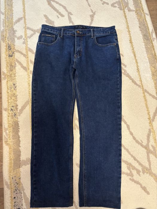 Джинсы сатылады арзан бағада