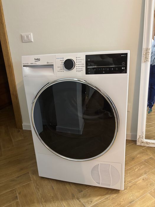 VAND Uscător de rufe BEKO B5T89243W