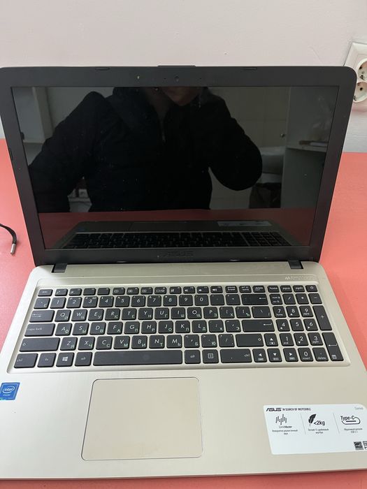 Ноутбук Асус сатылады или обмен