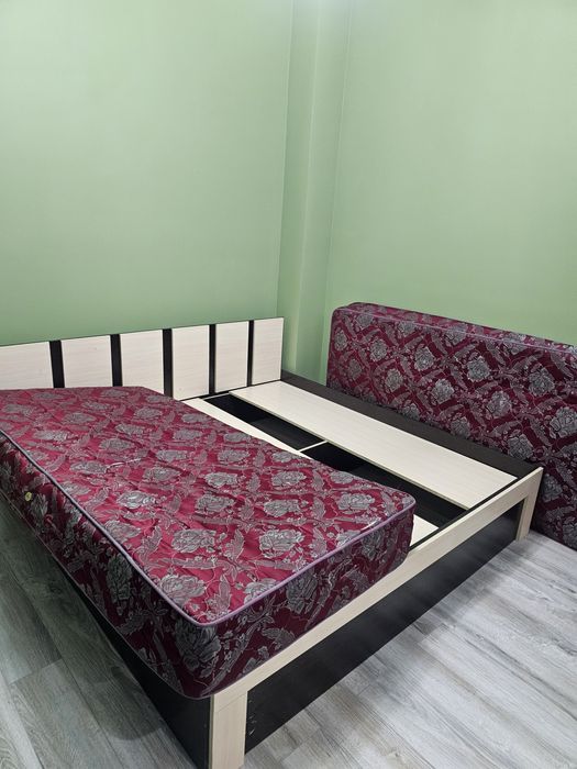 Кровать двуспальная