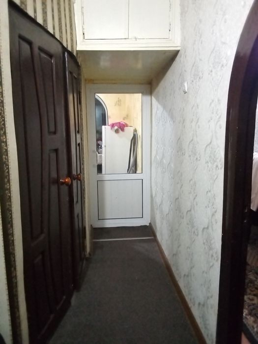 Срочно!!Тўрт хонали квартира сотилади.