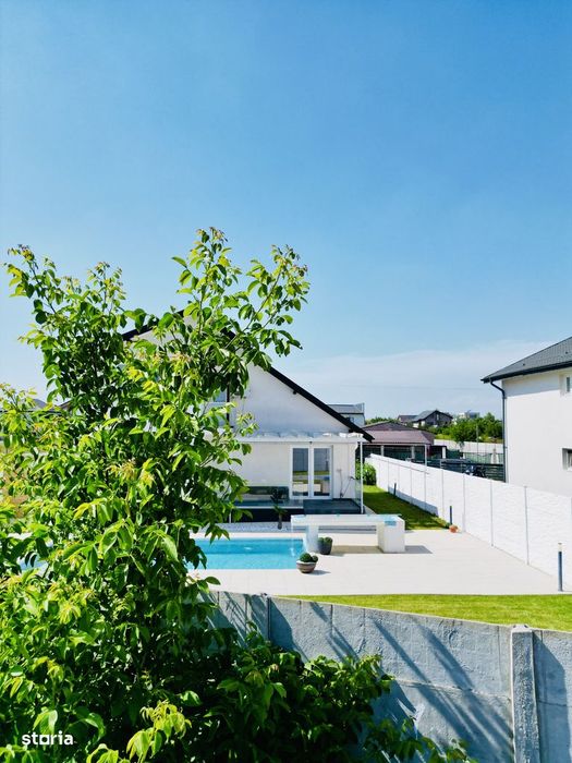 Casă individuală- 5 camere de vânzare - Berceni Ilfov, 450 mp La cheie