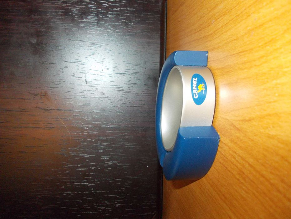 Scrumiera Camel frumoasa limited edition