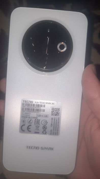 Tecno Spark128памит