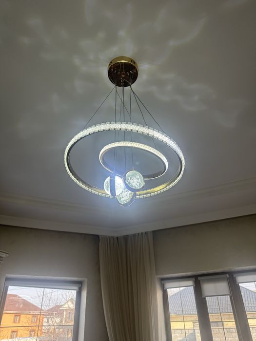 Люстра состояние идеальное