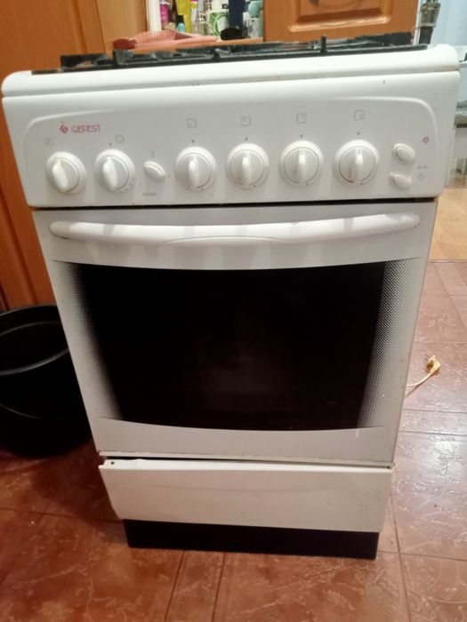 Продам газ.плиту б/у