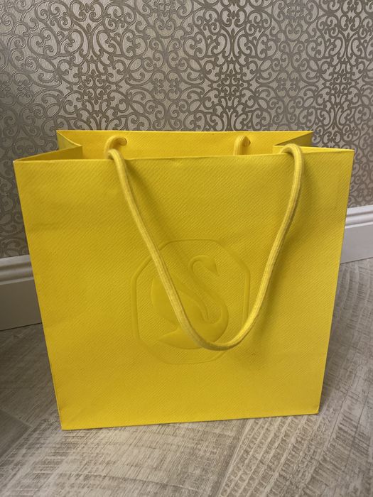 Продам брендовые пакеты новые разные