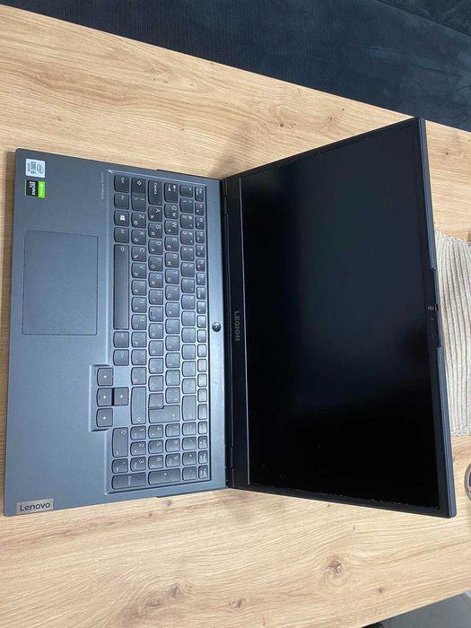Лаптоп Lenovo Legion 5 15IMH05
