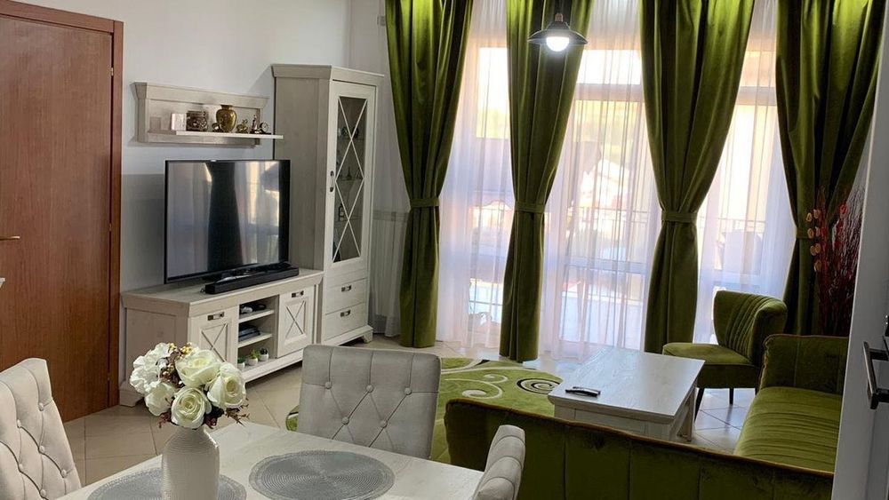 Тристаен апартамент в кв Хаджи Димитър