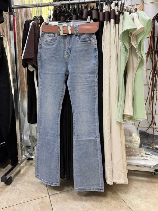 Нови дънки дамски !