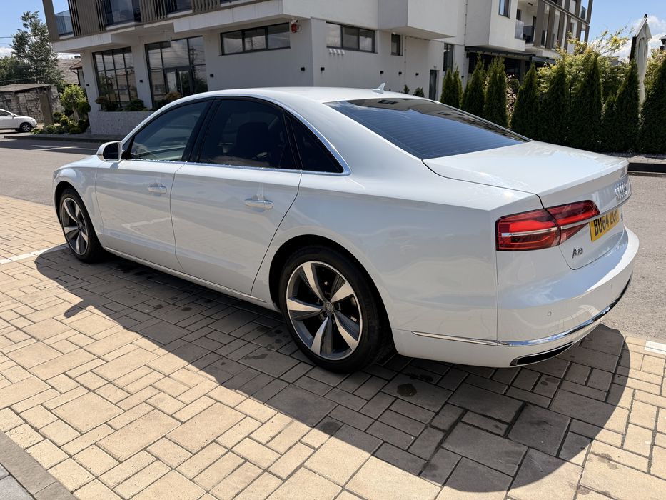 Audi A8 2015 ( volan dreapta )