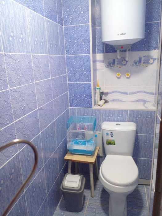 Ижарага уй бор кизларга