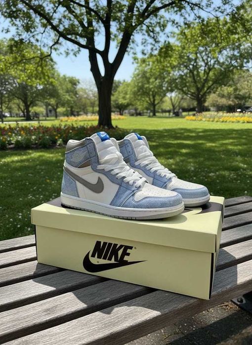 Adidasi Jordan 1 High Hyper Royal - Adidasi Unisex Premium