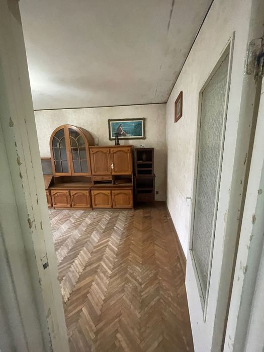 Apartament de vânzare - 3 camere - Aurel Vlaicu Arad