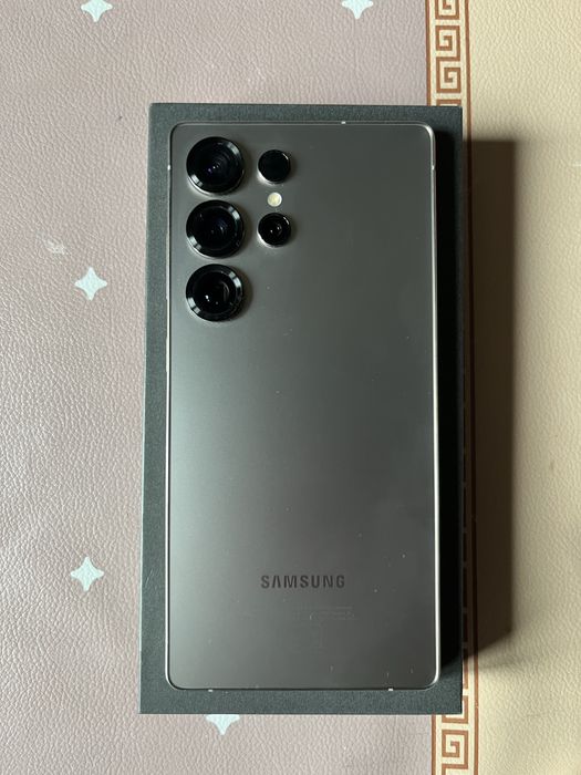 Samsung Galaxy S25 Ultra 12/256 серый. Обмена нет!