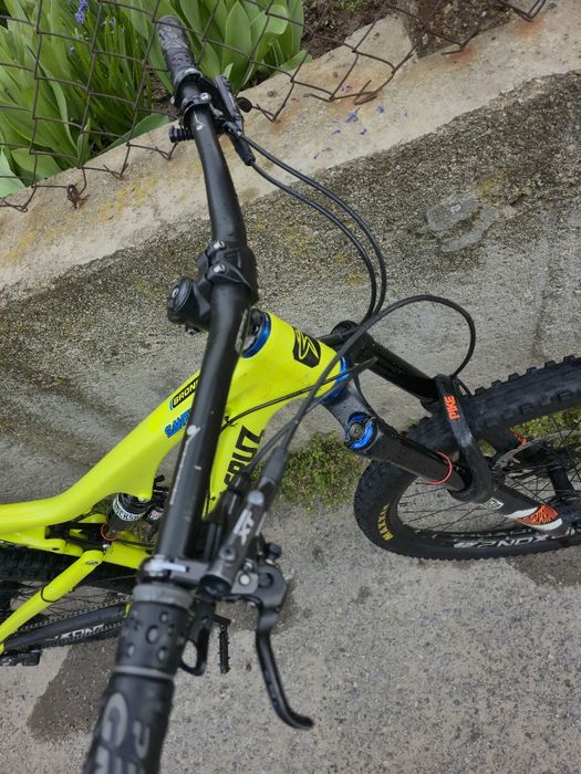 Santa cruz Bronson 27.5 M размер Rockshox Pike 1x11 XT  хидравлика XT