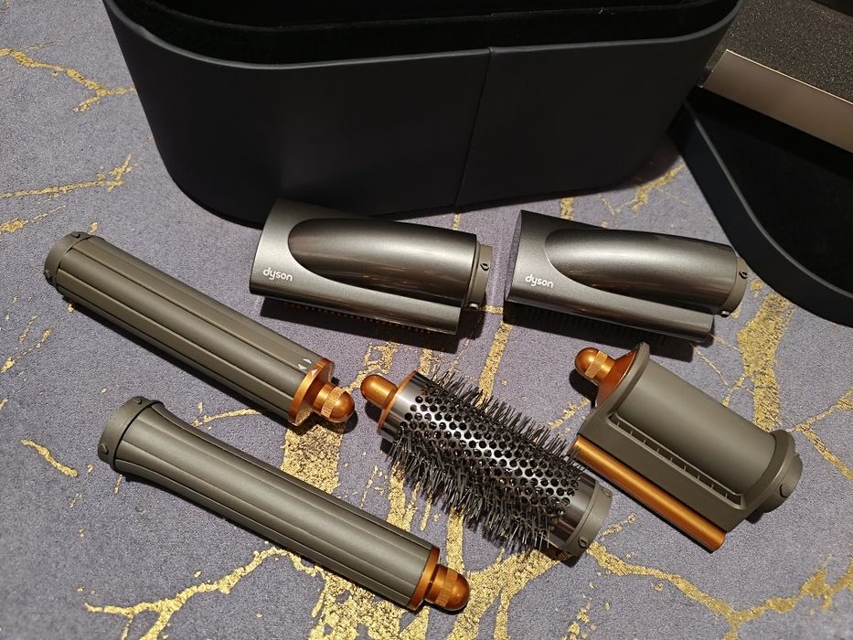 Ново! Dyson HS05 Airwrap Complete Long Маша за коса