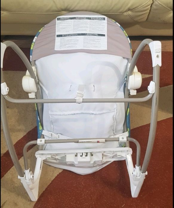 Запазен бебешки шежлонг