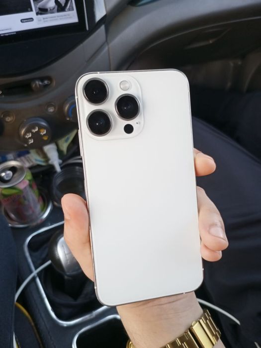 Iphone xs 16 pro korpus taqilgan