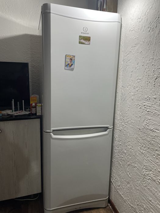 Холодильник хороший