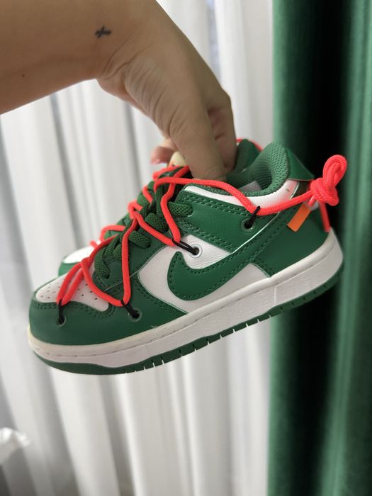 Adidasi nike copii