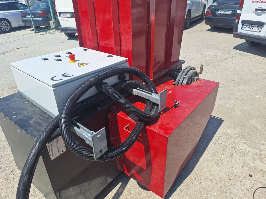 Хидравлична  дробилка шредер само на 1300 часа