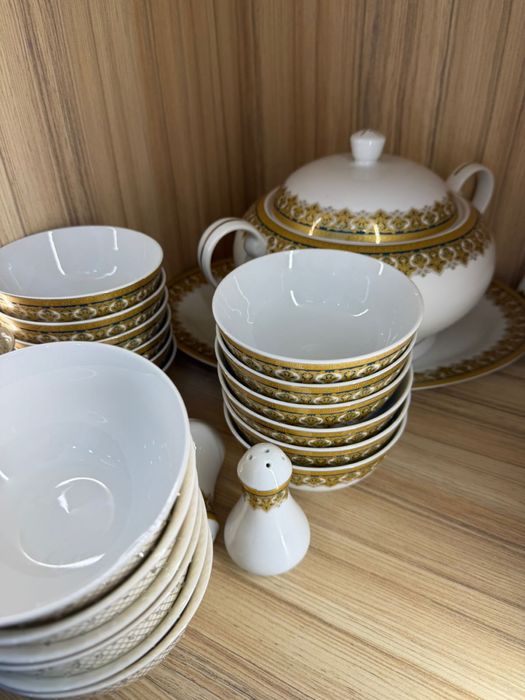 Продам сервиз на 12 персон