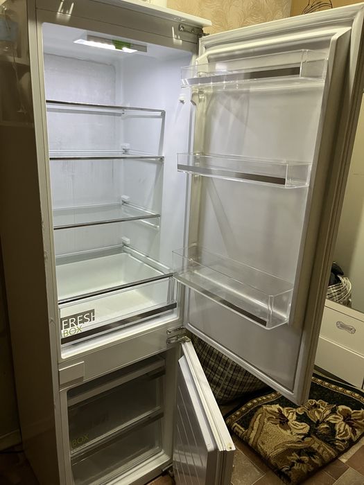 Продам холодильник